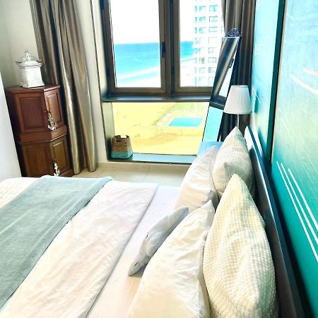 Beach Apartment- Breathtaking Views With Bomb Shelter Herzelia Zewnętrze zdjęcie